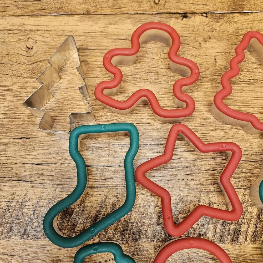 Comfort Grip Holiday Christmas Festive Cookie Cutters Angel Bell Stocking